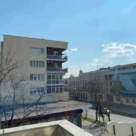Apartment Center: Luxe/cozy Varna